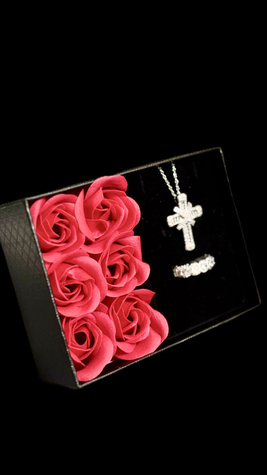 Set Colier Extreme Cross silver + Inel + punguță de cadou