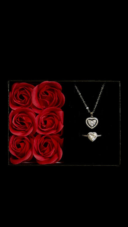 Set Colier White Heart silver + Inel + punguță de cadou - Icedout.nm