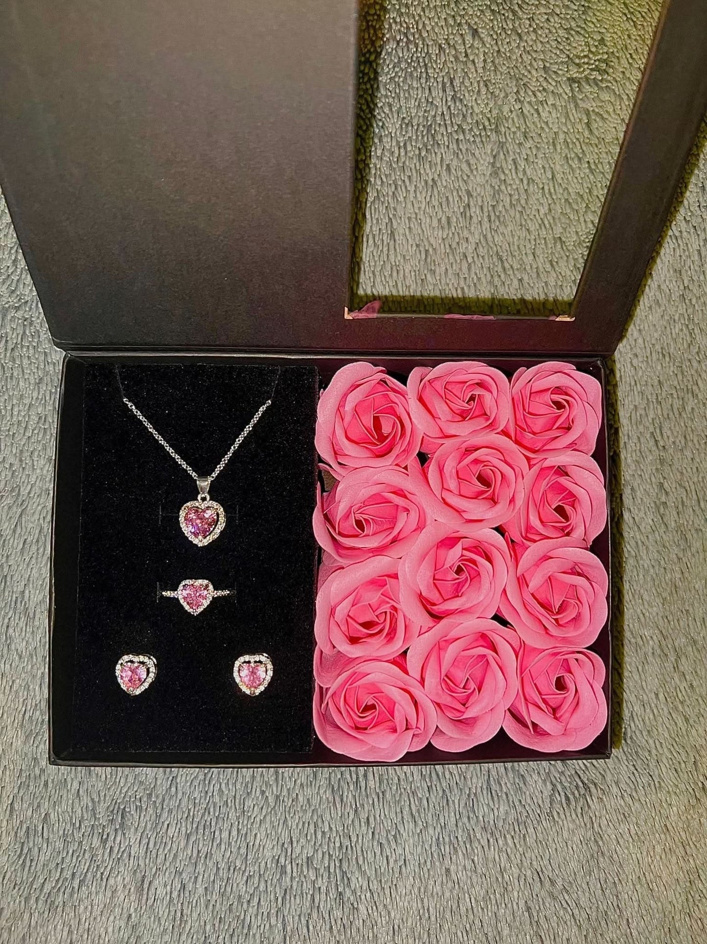 Set Gift Pink Hearts 🎁 - Icedout.nm