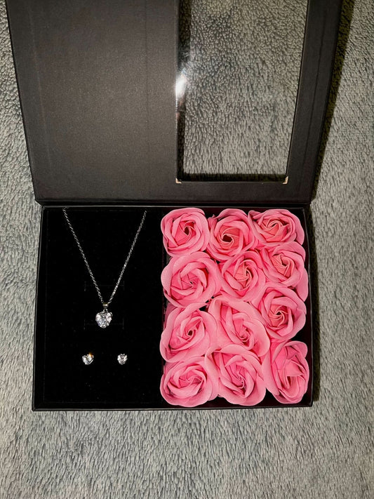 Set Gift White Hearts 🎁 - Icedout.nm